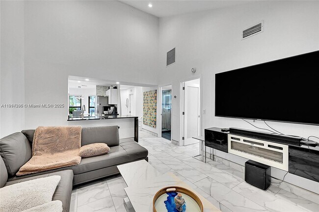 Building Photo - 18578 Woodstream Dr