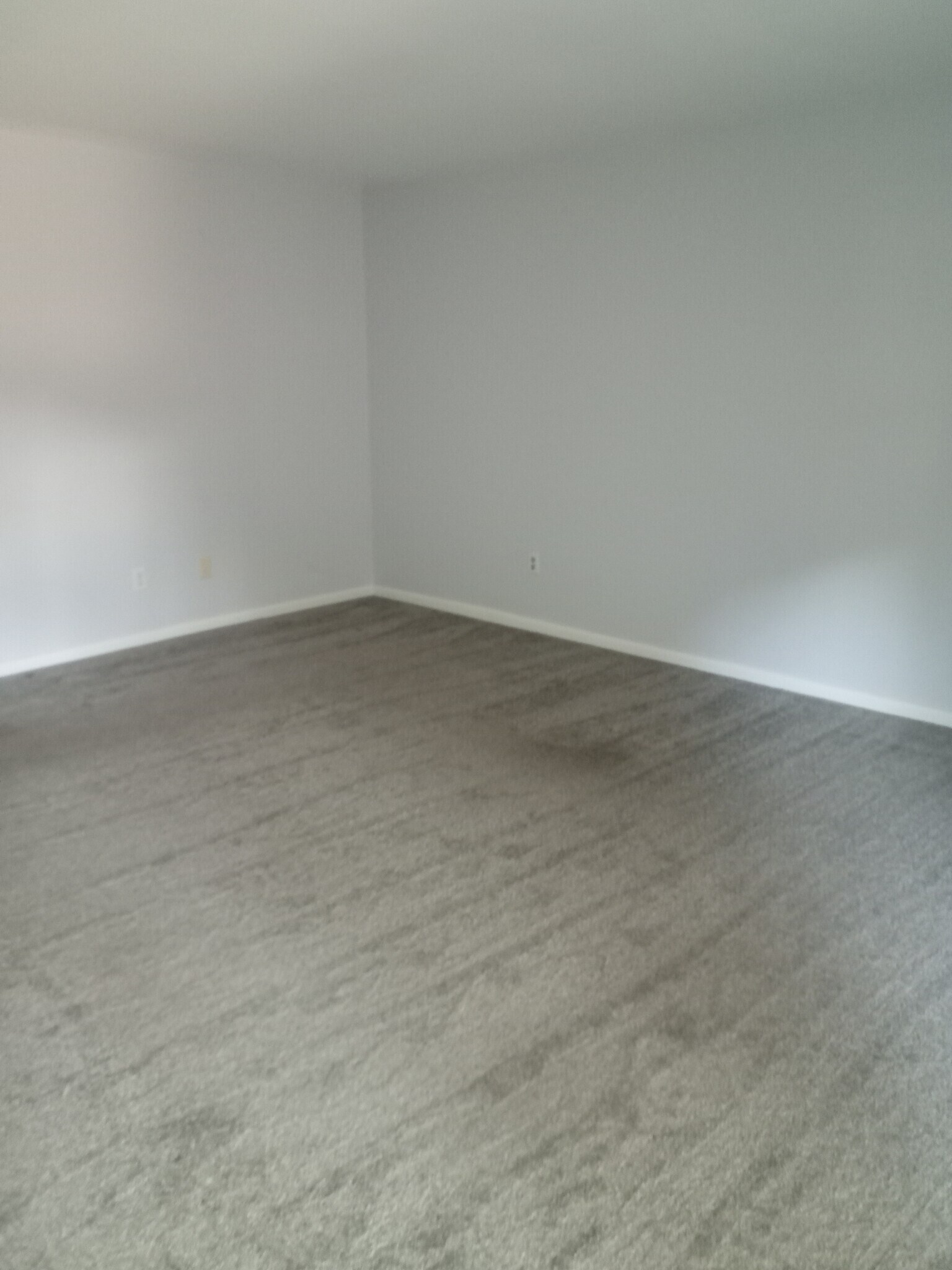 Building Photo - 2500 Topsfield Rd