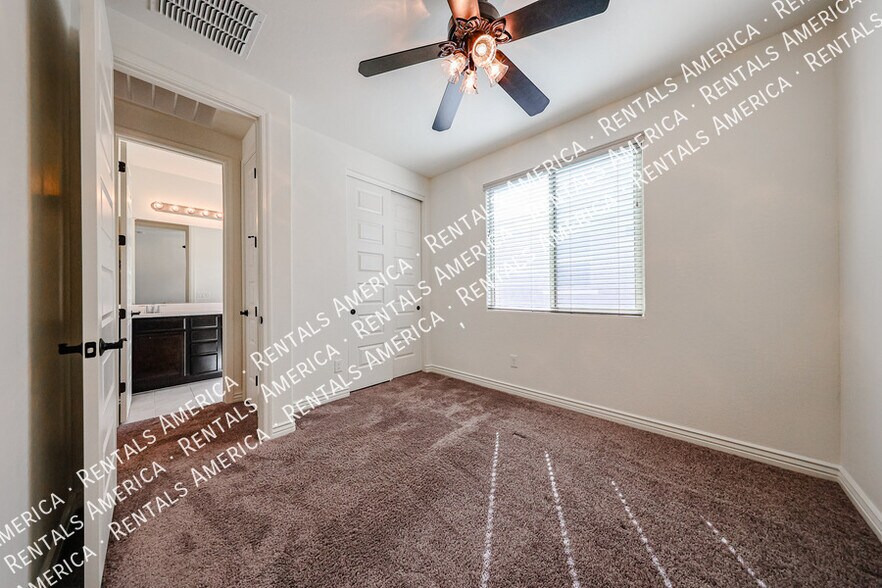 Building Photo - 22483 N 95th Dr