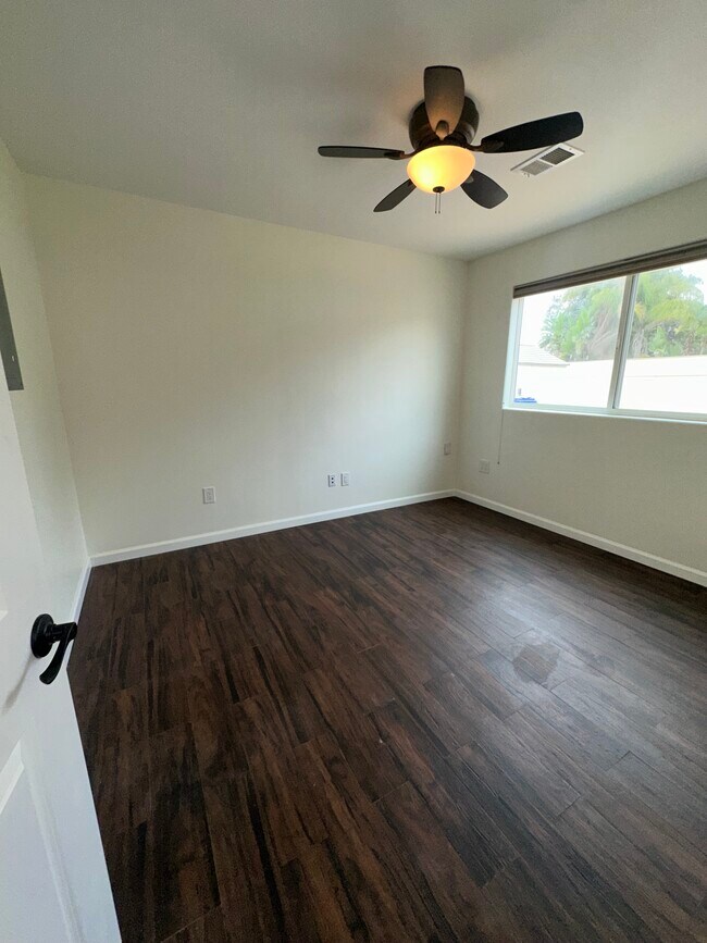 Building Photo - 4459 Piute Pl