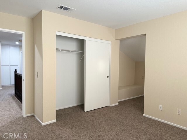 Building Photo - 5553 Pheasant Dr