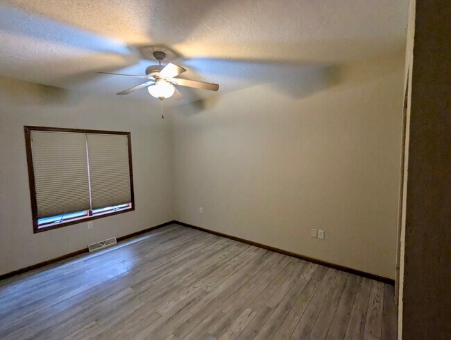 Building Photo - 2138 N Buffum St