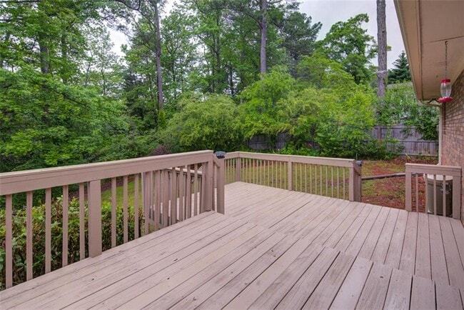 Building Photo - 1125 Old Forge Dr