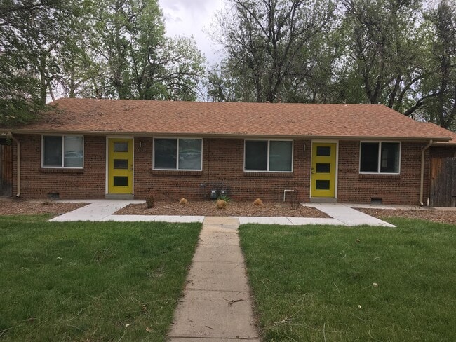 Primary Photo - 4858 Garrison St