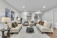 Building Photo - 8165 Leonard Dr