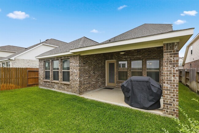 Building Photo - 753 Lake Lacosta Dr