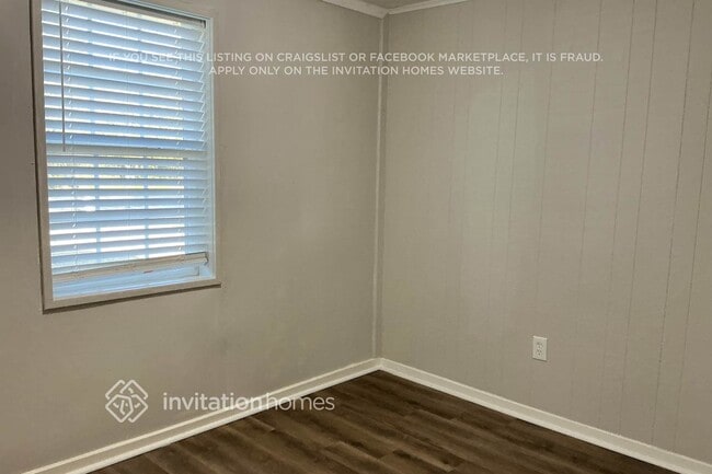 Building Photo - 606 College Mound Rd