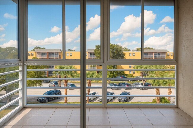 Building Photo - 2800 NW 56th Ave