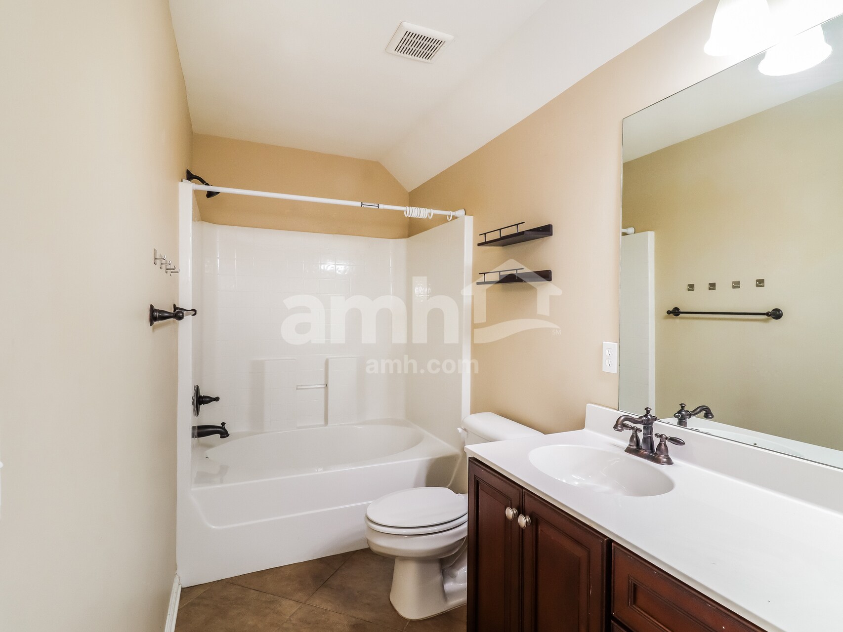 Building Photo - 205 Argo Cir