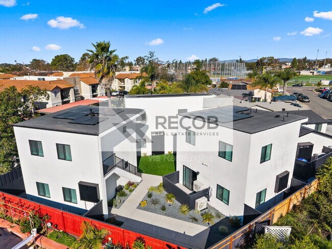 Building Photo - 8353 Ivory Coast Dr