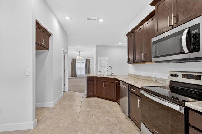 Building Photo - 8118 Merano Ave