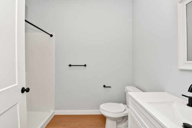 Building Photo - 505 W Grand St