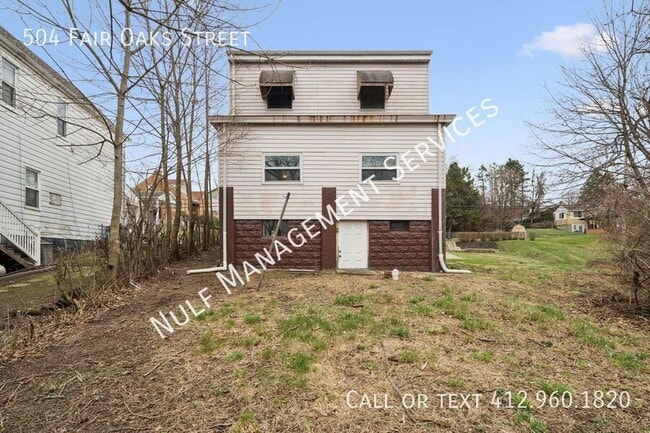 Building Photo - 504 Fair Oaks St