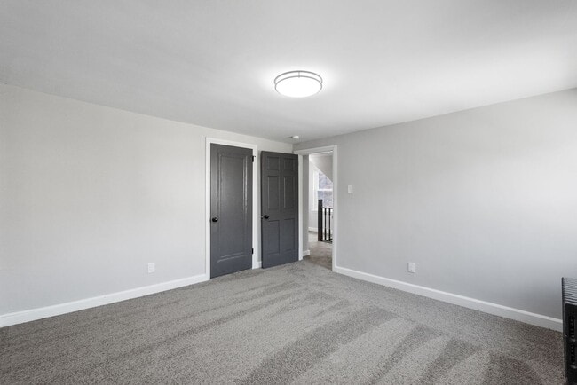 Building Photo - Stunning 4 bedroom home in McKeesport available July 1!