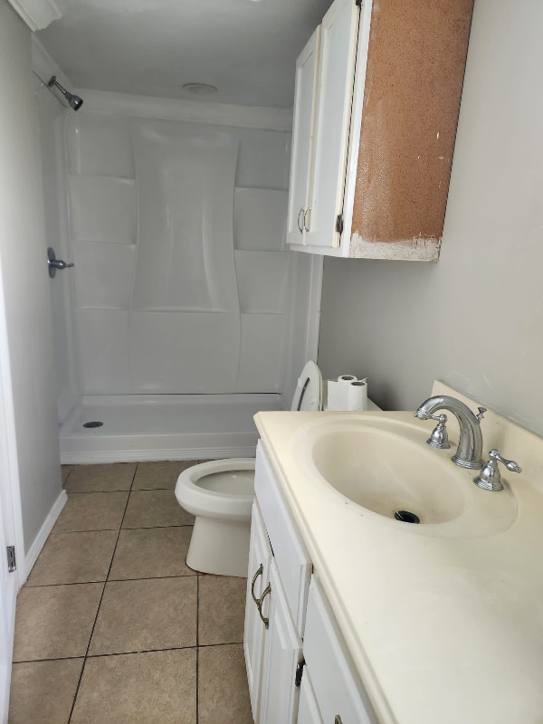 Building Photo - 1579 Duchamp Rd