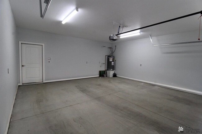 Building Photo - 4259 W 11th St