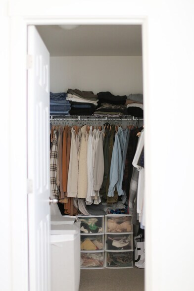 Primary suite walk in closet - 15458 SW Mallard Dr