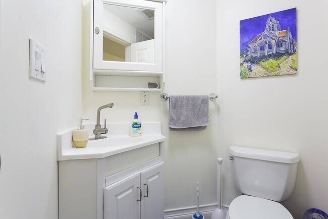 Building Photo - 89 Mason Terrace