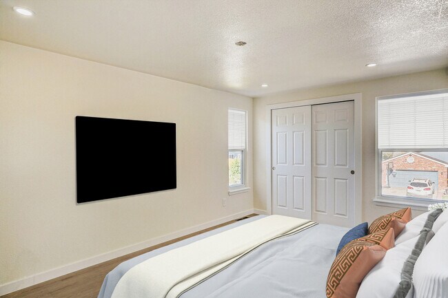 Building Photo - 8194 S Trenton Way