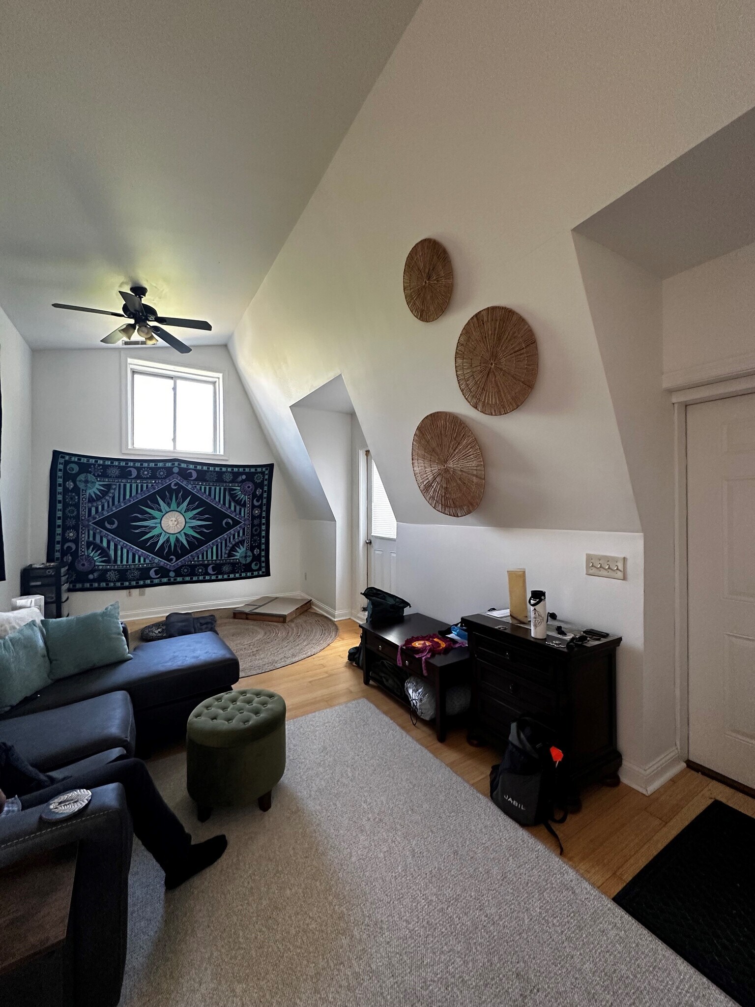 Building Photo - 635 Kress Aly