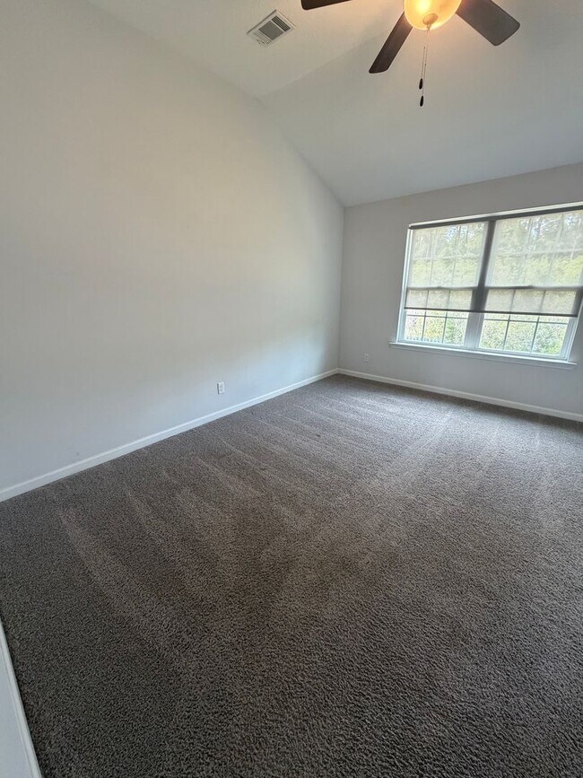 Building Photo - 600 Brightleaf Cir