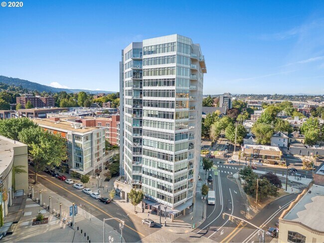 Building Photo - 1926 W Burnside St