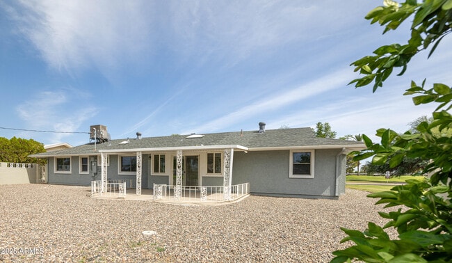 Building Photo - 10816 N 109th Ave