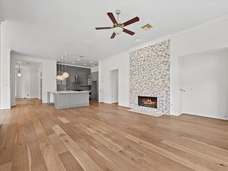 Building Photo - 1523 Orchard Park Dr