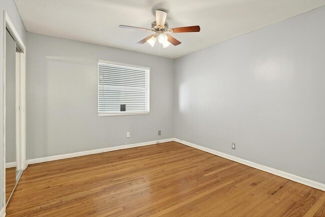 Building Photo - 6635 Blackwood Dr