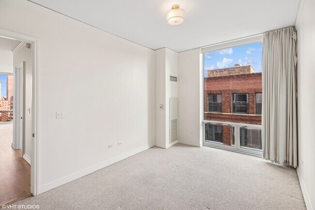 Building Photo - 170 W Polk St