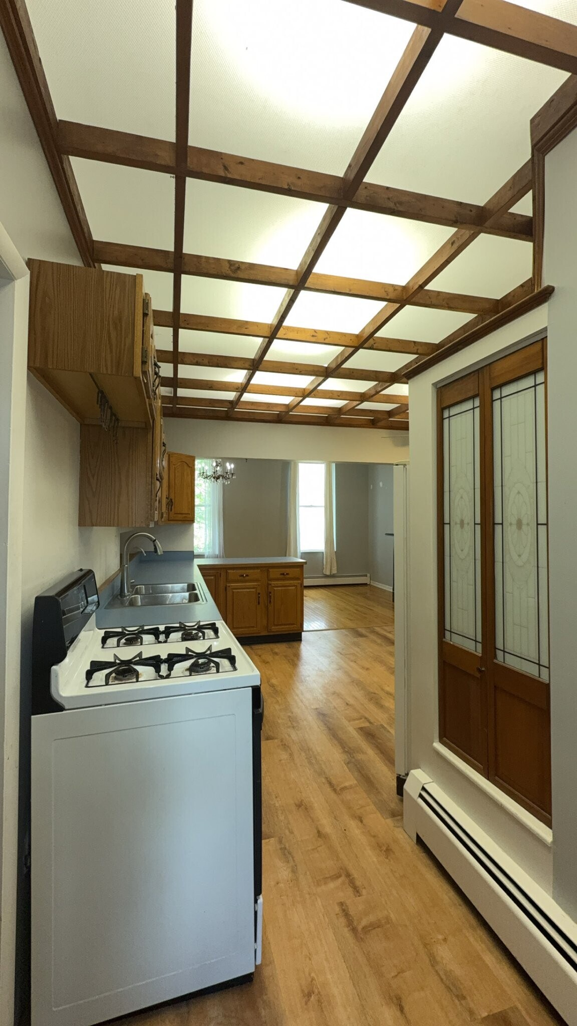 Building Photo - 153 1st St