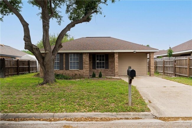Primary Photo - 4009 Yucca Ave
