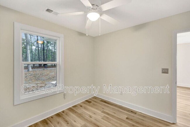 Building Photo - 6961 Raymond Ave