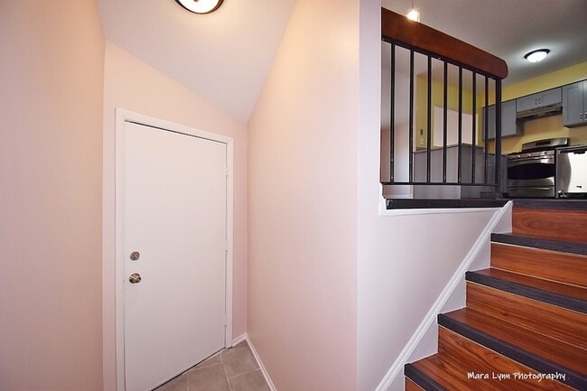 Building Photo - 374 Juniper Tree Ct