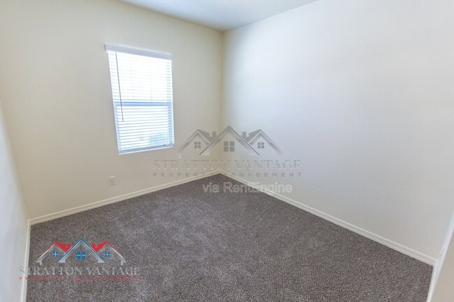 Building Photo - 5771 E Thetis Dr