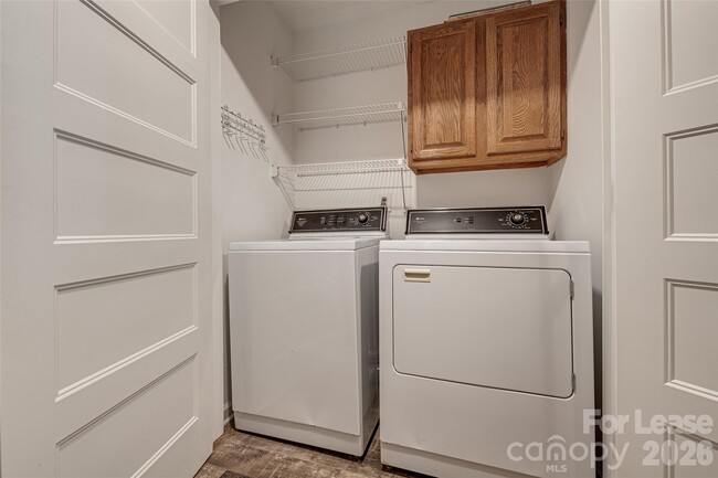 Building Photo - 646 Portside Dr