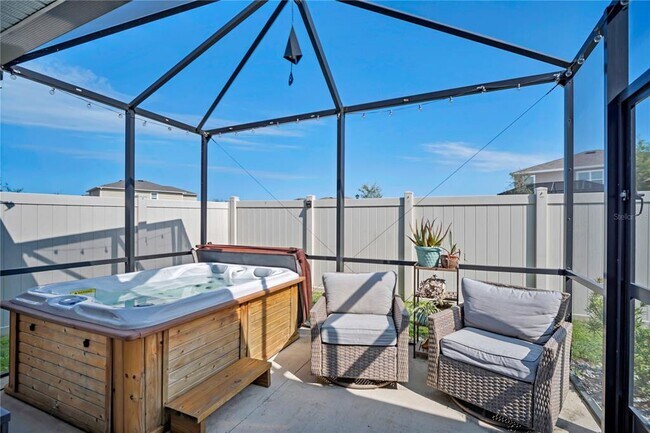 Building Photo - 32705 Brooks Hawk Ln