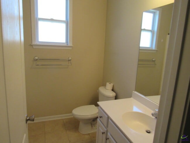 Building Photo - 106 Dennard Dr