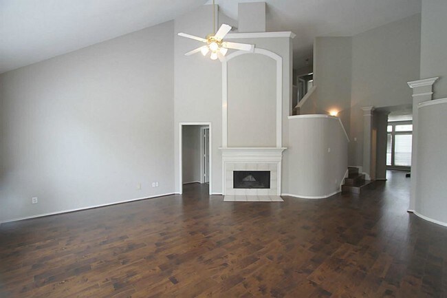 Building Photo - 21923 Maybrook Ct