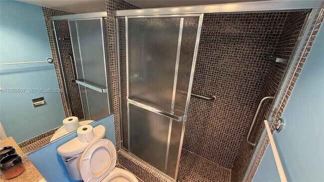 Building Photo - 2671 S Course Dr