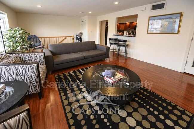 Building Photo - 67 Vaughan Dr