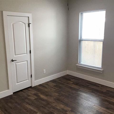 Building Photo - 460 Pecan Hollow St