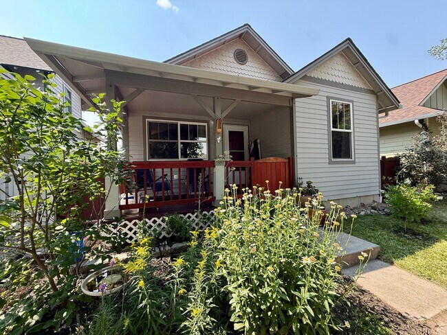 Building Photo - Pet-Friendly 2BR/2BA in Peaceful Canyon Creek Neighborhood