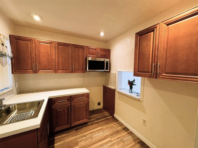 Building Photo - 8130 Sunrise Lakes Blvd