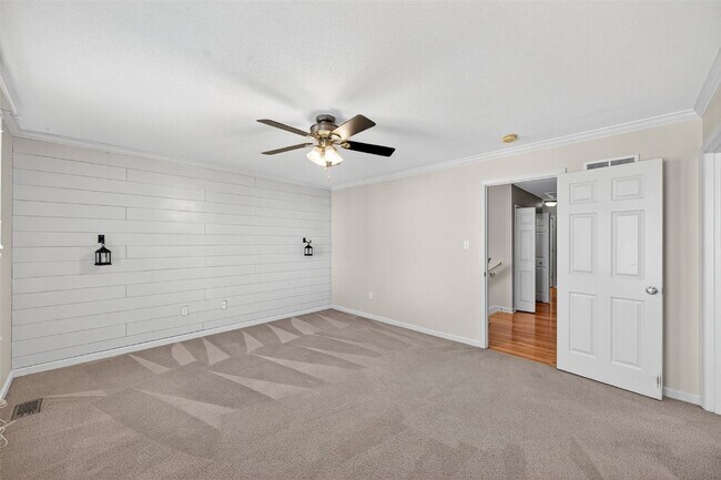 Building Photo - 3275 Simeon Bunker St