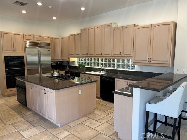 Building Photo - 45540 Cielito Dr