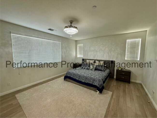 Building Photo - Gorgeous 5 Bed/3 Bath Rio Bravo Home w/ RBP & Security Deposit Alternative Option