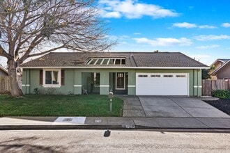 Building Photo - Great single story home in Benicia With All Utilities Included