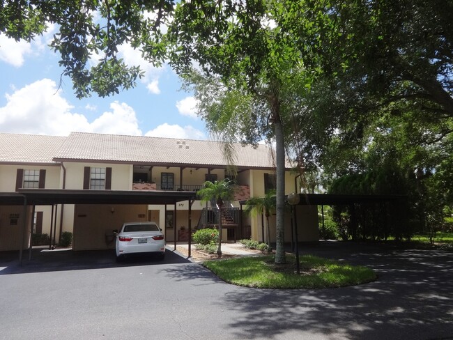 Building Photo - Venice, FL Mission Lakes 2BR/2BA Condo Loc...