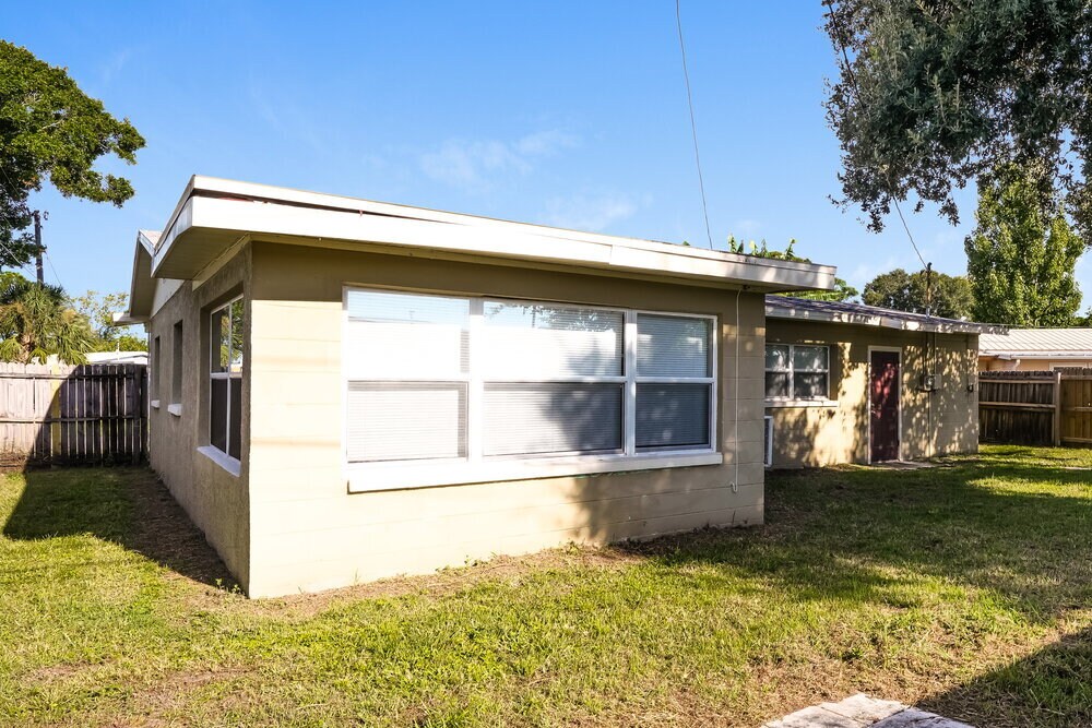 Building Photo - 9691 52nd Way N
